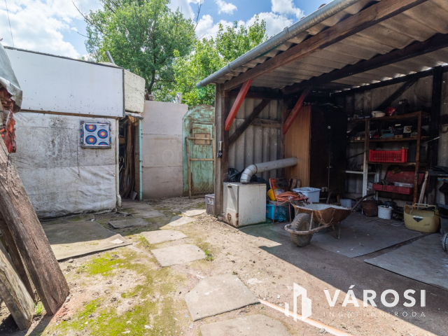 Bejáratott Sportlétesítmény eladó Sóskúton!