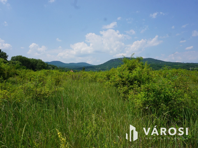 Új parcellázású, 2000nm-es telek Pomázon!