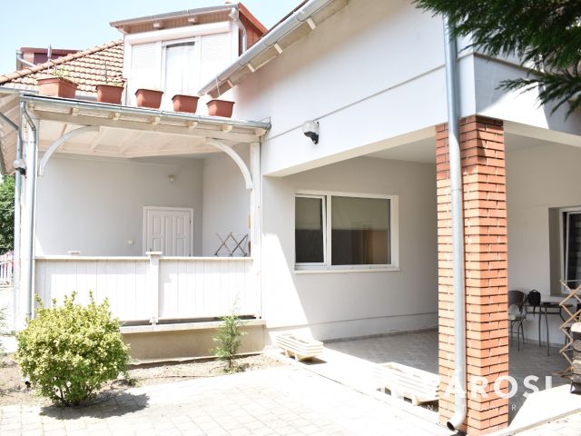 Egy tökéletes otthon a strand mellett!