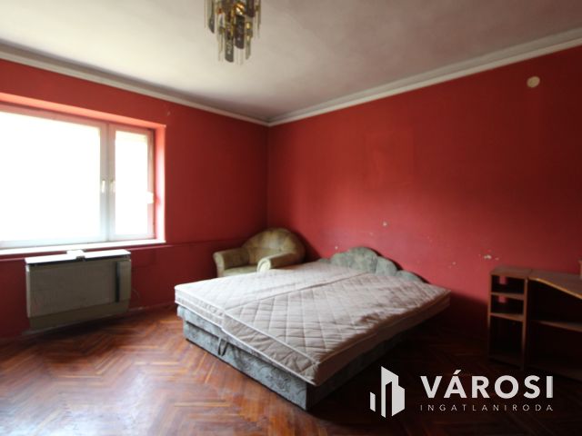 Központhoz közel családi ház eladó Sarkadkeresztúron