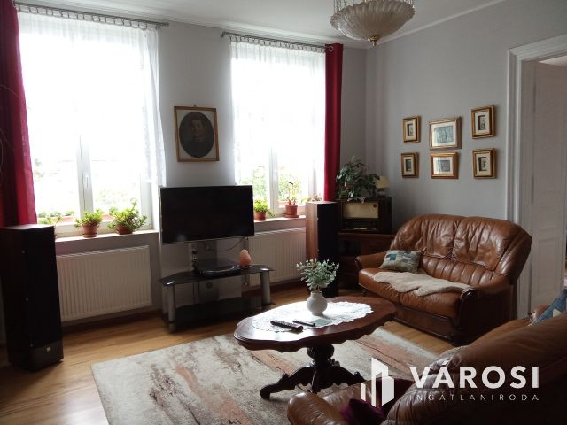 Múlt századi polgári hangulat, modern köntösben!