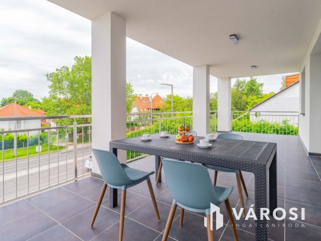 Panorámás luxus lakás Balatonföldváron