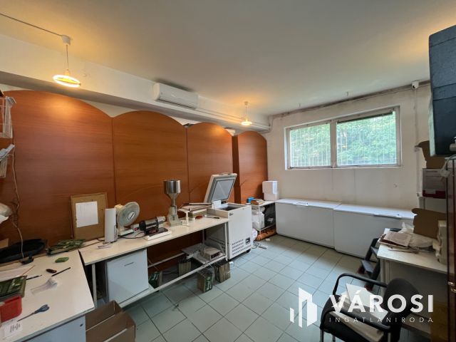 Debrecen, társasház építésére alkalmas ingatlan eladó!