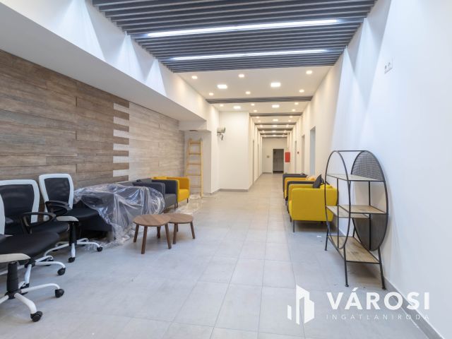 Felszerelt, berendezett, 21 m2-es fogászati rendelő Újbudán