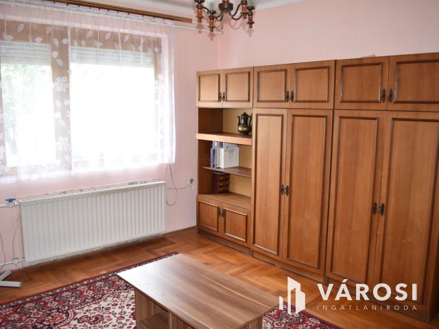 Két generációs családi ház a románvároson!