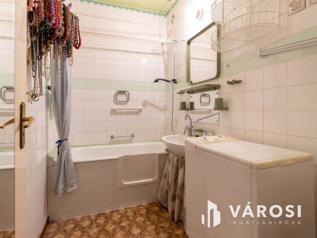 Pesterzsébeten 3 szobás, 67 m2-es, erkélyes, teraszos lakás