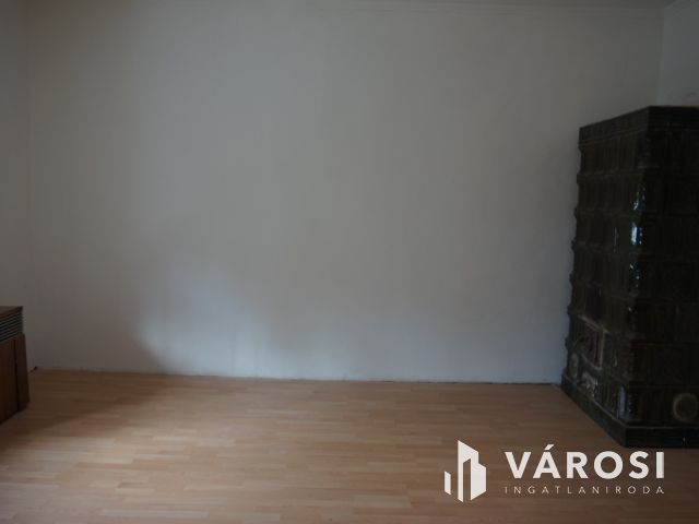 Tágas családi ház Csúcsban