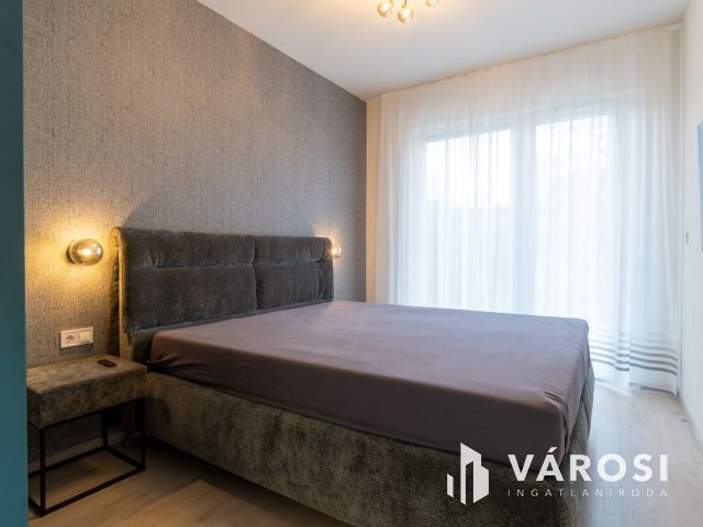 Új építésű prémium vízparti lakás Balatonszemesen