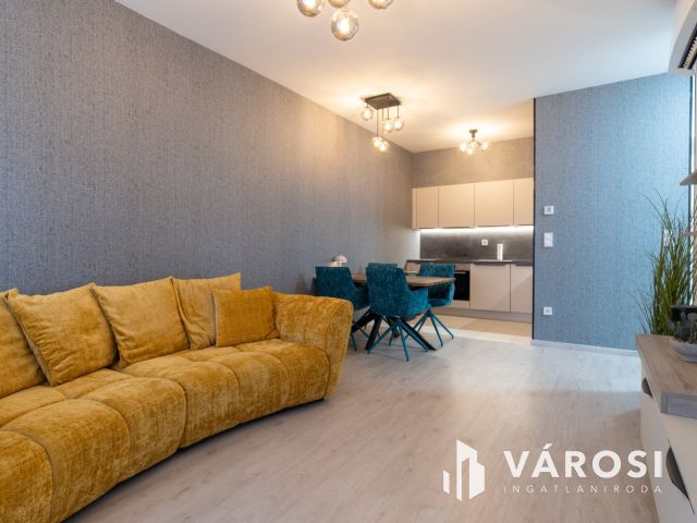 Új építésű prémium vízparti lakás Balatonszemesen