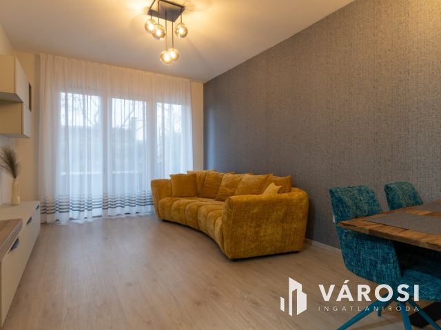 Új építésű prémium vízparti lakás Balatonszemesen