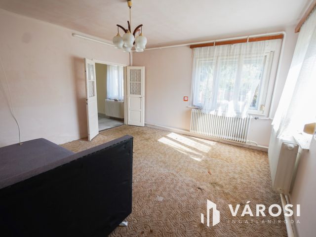 Felújítandó családi ház szenzációs településen!