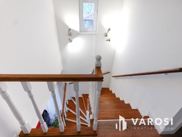 Prémium otthon természetközeli környezetben