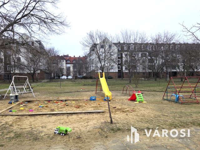 Kiemelt övezet-egyetemek közelében-Debrecen Vezér lakótelep