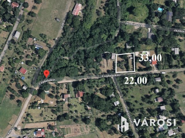 Remek elhelyezkedésű telek Pomázon!