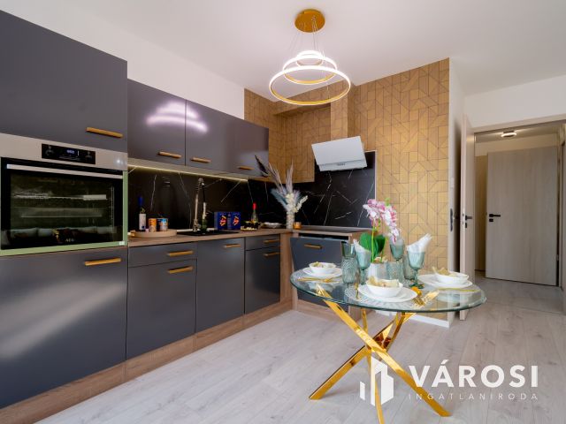 Nagy erkélyes, okosotthon a 13. kerületben