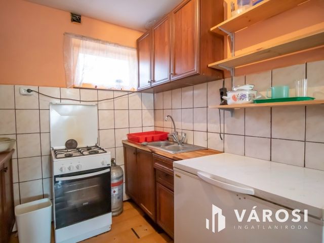 Eladó velencei családi ház csendes helyen