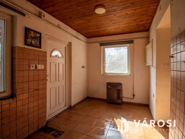 Eladó velencei családi ház csendes helyen