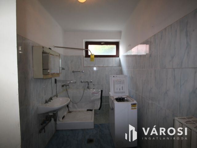 Kétszintes ház  Szombathelyen