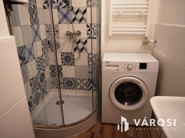 Tömegközlekedés centrumában