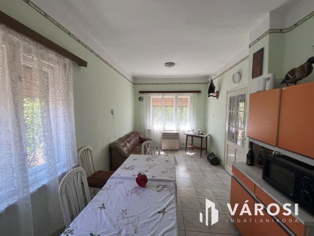 Debrecentől 30 Percre Konyár Központjában, Jó Ház Eladó