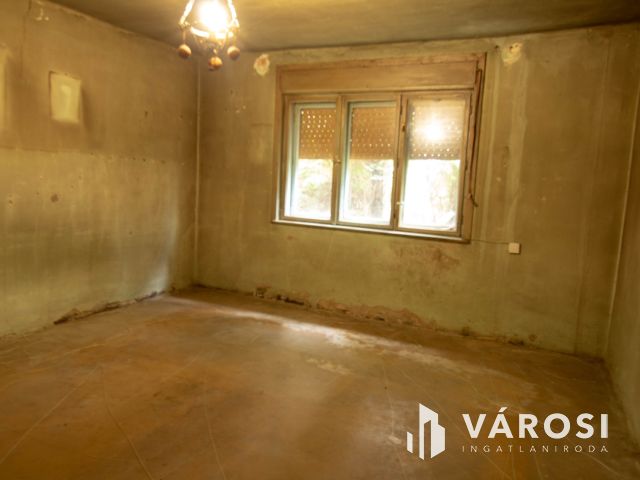 Olcsó, felújítandó ház eladó Dömeföldén