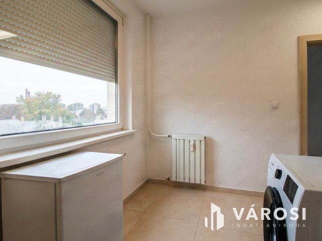 Gyönyörűen felújított 2 szobás lakás a Vízivárosban